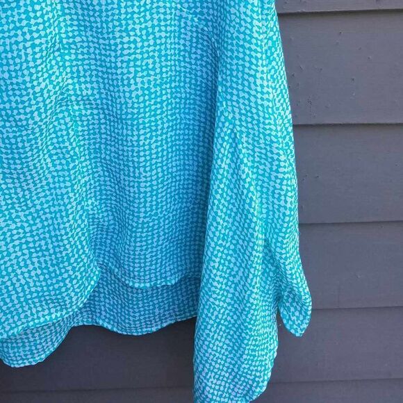 Fever Turquoise White Sleeveless Top with Longer Sides Size Large - Picture 3 of 12